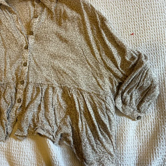 Patterned button blouse - Picture 5 of 5